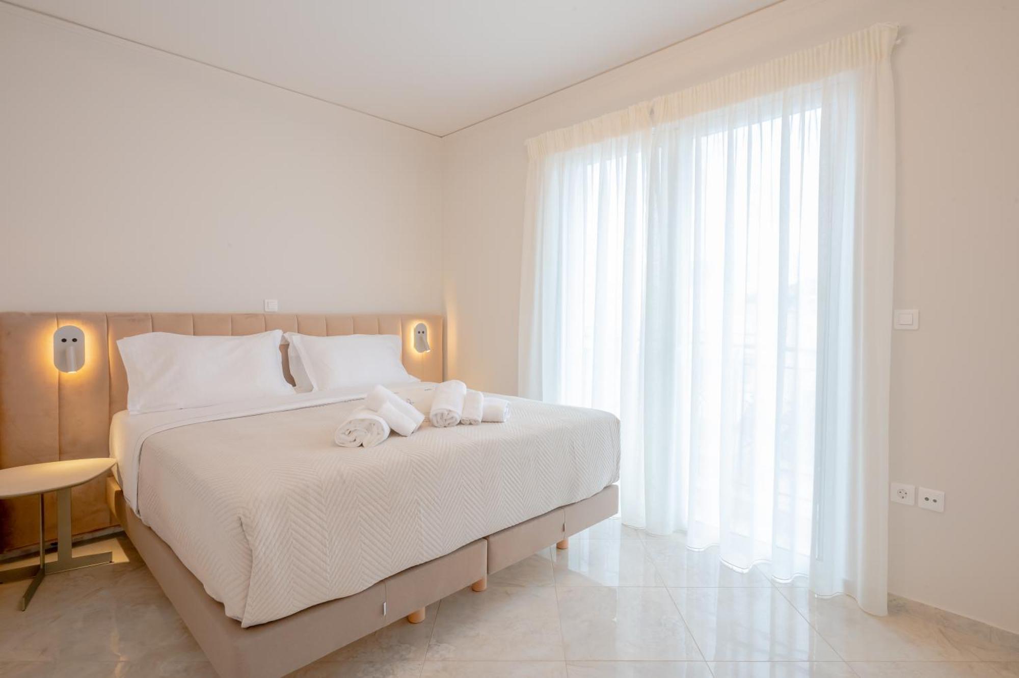 Apeiron Athena Residences Luaran gambar