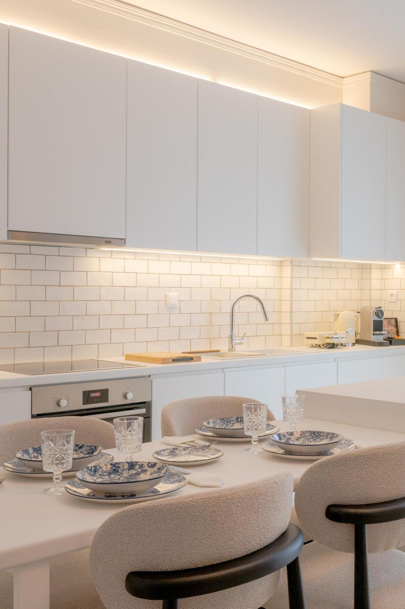 Apeiron Athena Residences Luaran gambar